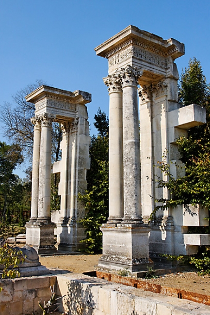 Chateau du Champ de Bataille-138